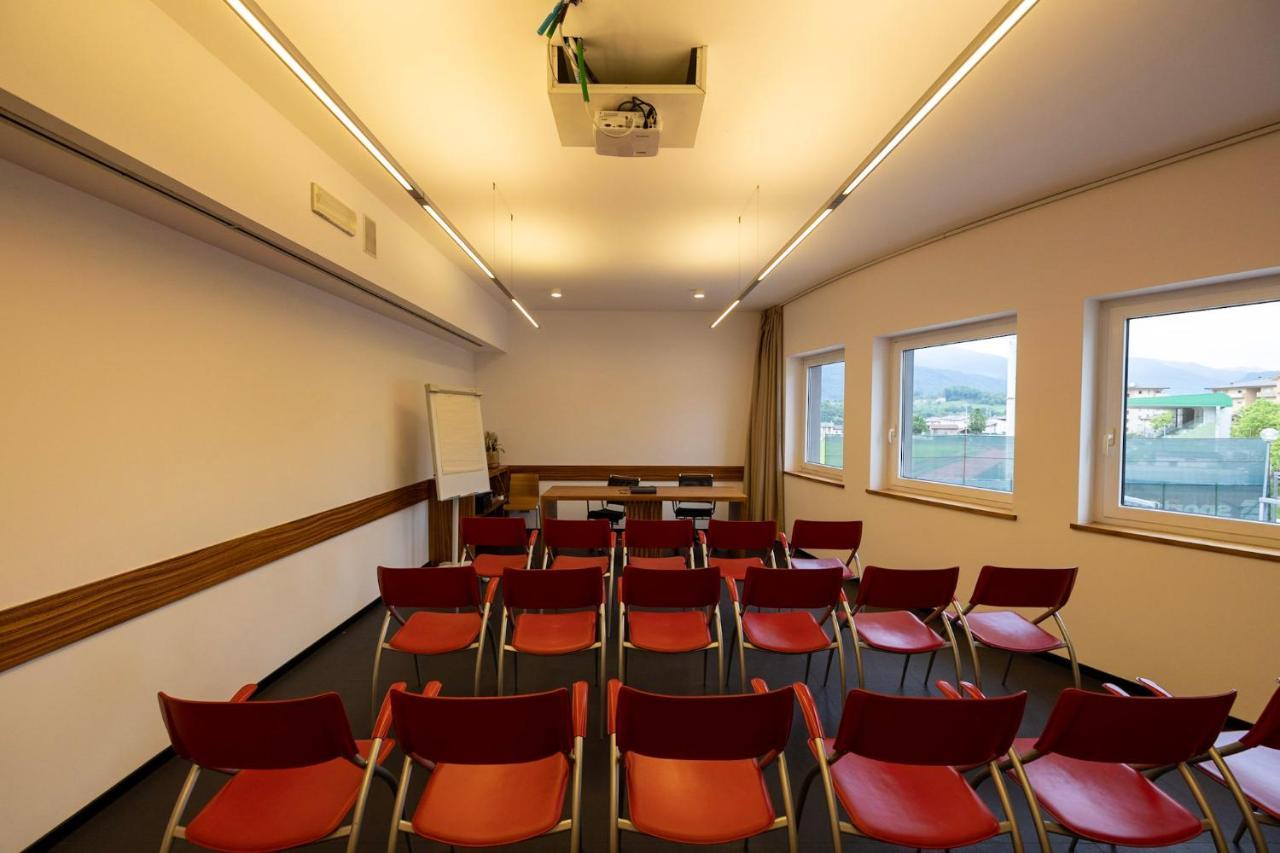 Hotel Europa Belluno Buitenkant foto