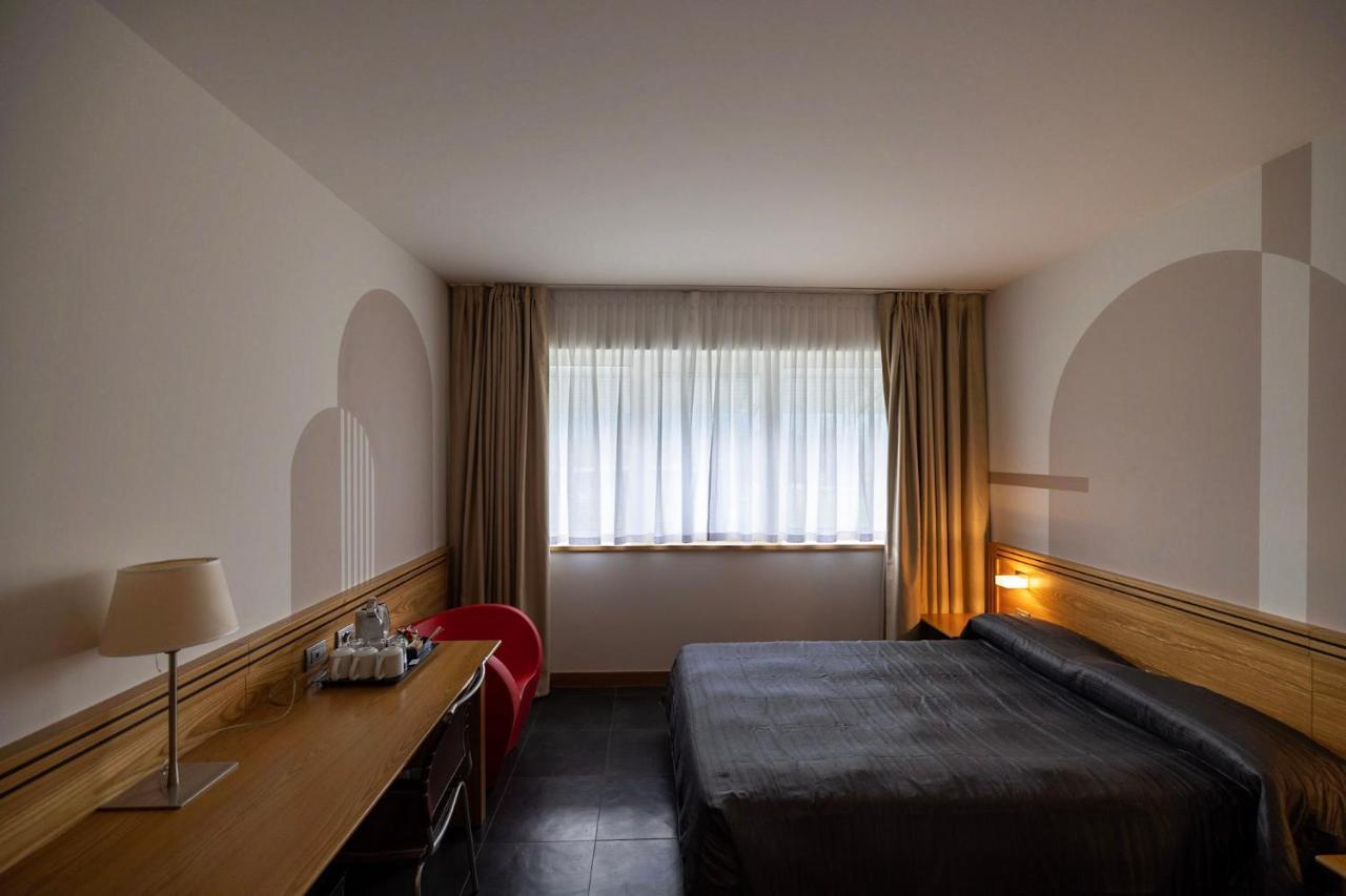 Hotel Europa Belluno Buitenkant foto